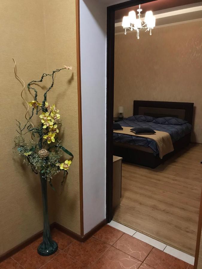 Rent Apartment In The Center Of Чернихив Екстериор снимка