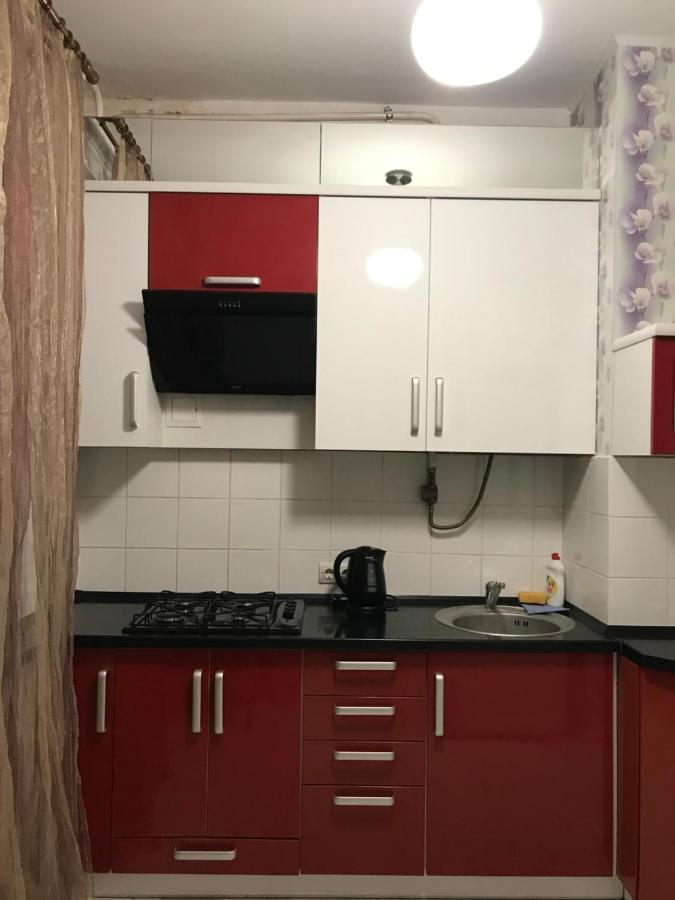 Rent Apartment In The Center Of Чернихив Екстериор снимка